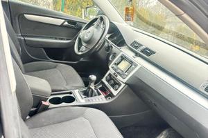 VW Passat 2012 Variant 2.0 TDI - Molti pezzi NUOVI