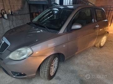 LANCIA Ypsilon 2010