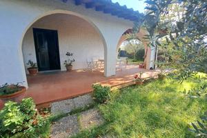 Villa di 190 m² con più di 5 locali a Reggello