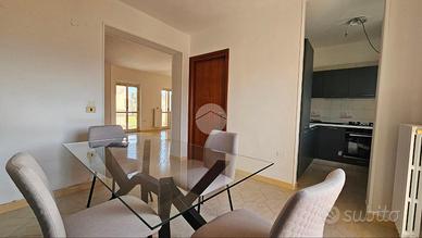 4 LOCALI A MONTESARCHIO