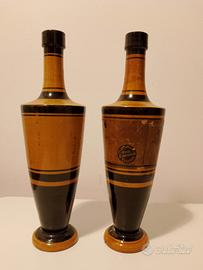 Bottiglie in ceramica.