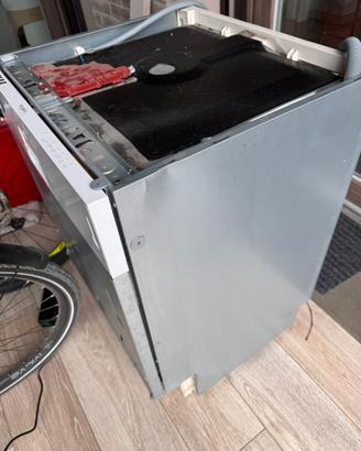 Lavastoviglie  Whirlpool WI 5020 NON funzionante