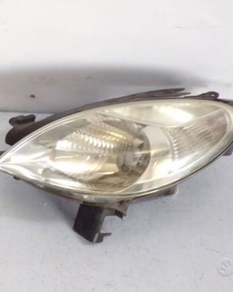 Faro anteriore sinistro Citroen Xsara Picasso 2008