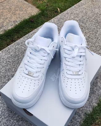 Nike Air Force 1 -- T.45