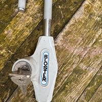 Antifurto bloccasterzo Bloster