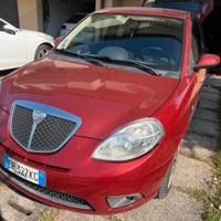 Lancia y 2008 con 96000 km