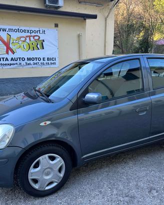 Toyota Yaris 1.0i 16V cat 5 porte Sol