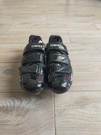 Scarpe Giro da ciclismo con tacchette Shimano