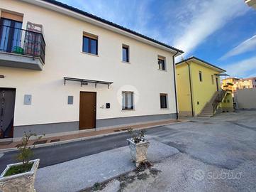 3 LOCALI A L'AQUILA