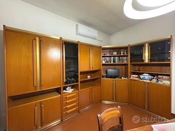 Mobile soggiorno in legno angolare