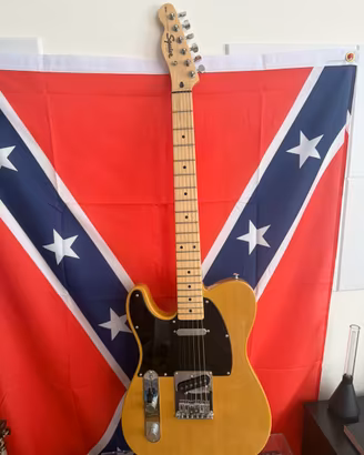 Chitarra mancina telecaster squier