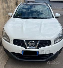 NISSAN Altro modello - 2012