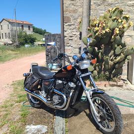  Honda VT 500 
