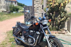  Honda VT 500 
