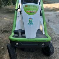 Etesia bahia tenuto e usato pochissimo per esubero