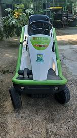 Etesia bahia tenuto e usato pochissimo per esubero