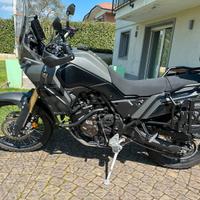 Yamaha tenerè versione Explorer