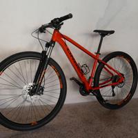 mtb Orbea MX 30 29", freni a disco, cambio Deore