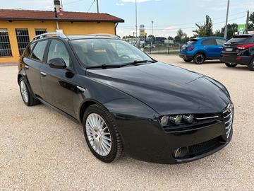 Alfa Romeo 159 1.9 JTDm 16V Exclusive Q-Tronic Des