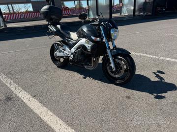 Suzuki gsr 600 2007