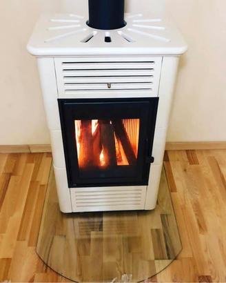 Stufa a  legna Euroheat a letto di cenere  kw 10