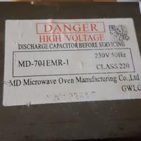 alimentatore nuovo con base per microonde
