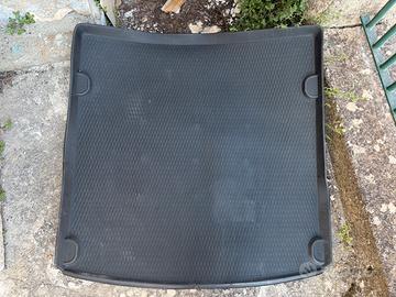 Vasca bagagliaio audi q7