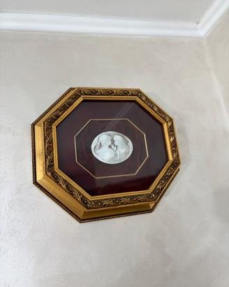 Quadro con cammeo