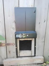 Porta Automatica per Pollaio in Alluminio Display