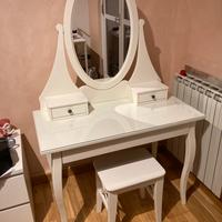 Toeletta con specchio