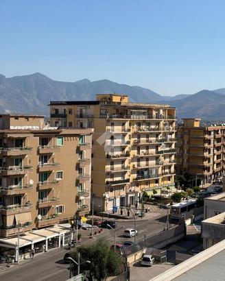 5 LOCALI A ANGRI