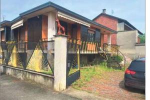 Immobile in asta di 249 m² con 5 locali e box auto