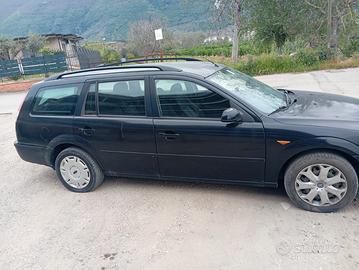 ford mondeo station wagen 1.9diesel 140000 km