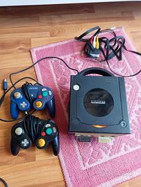 Nintendo GameCube + 2 joystick+ 2 Memory card 
