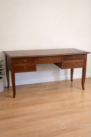 Scrivania elegante in legno massello