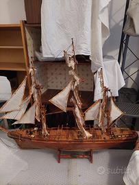 Veliero e barchetta modellismo