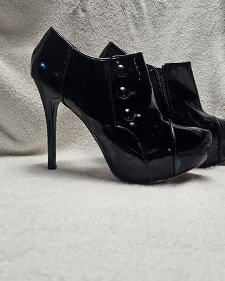 stivaletti tronchetto vernice