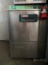 Lavabicchieri da bar