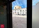 locale-in-centro-storico-con-canna-fumaria