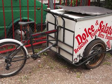 Bici con cassone porta oggetti