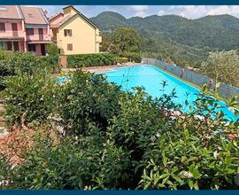 Cinque terre in villaggio: bilocale con giardini