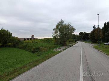 Immobile in asta di 12412 m² a Majano
