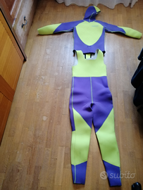 Tuta da subacqueo nuova