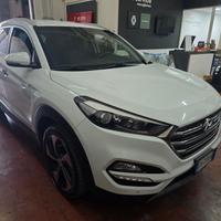Hyundai Tucson 1.7 CRDi XPossible 115.000 km