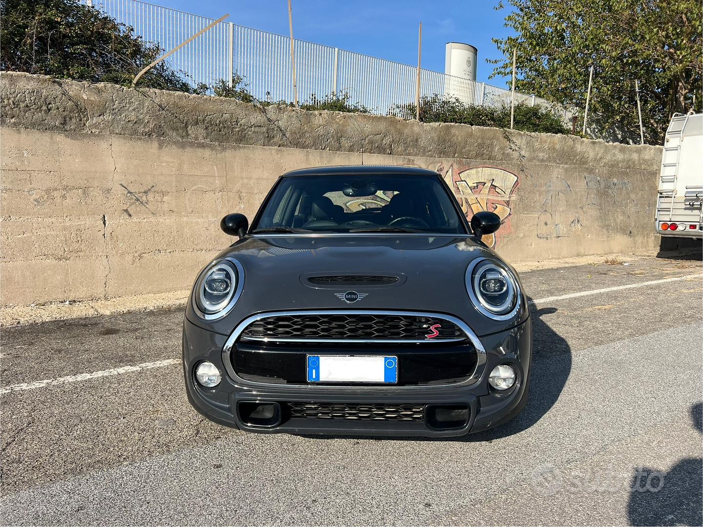 Mini Cooper 2018 photo 2