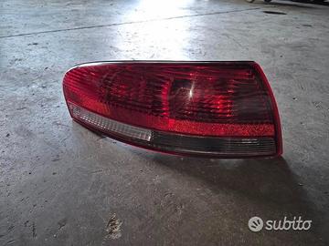 Stop Posteriore Sinistro Per Chrysler Stratus Cabr