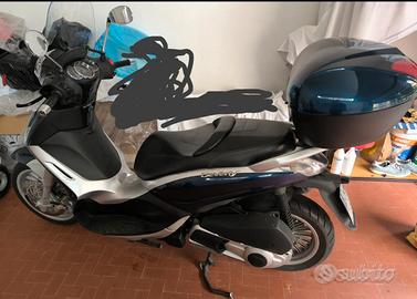 Beverly 300 ie