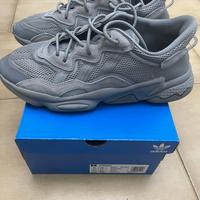 Scarpe adidas ozweego grige uomo