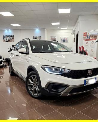 Fiat New Tipo 5 Porte 1.6 Mjt 130 CV Cross In Gara