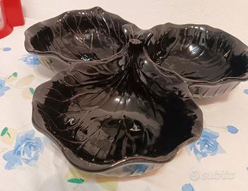 Antica Antipastiera Ceramica Nera a Foglia di Cavo